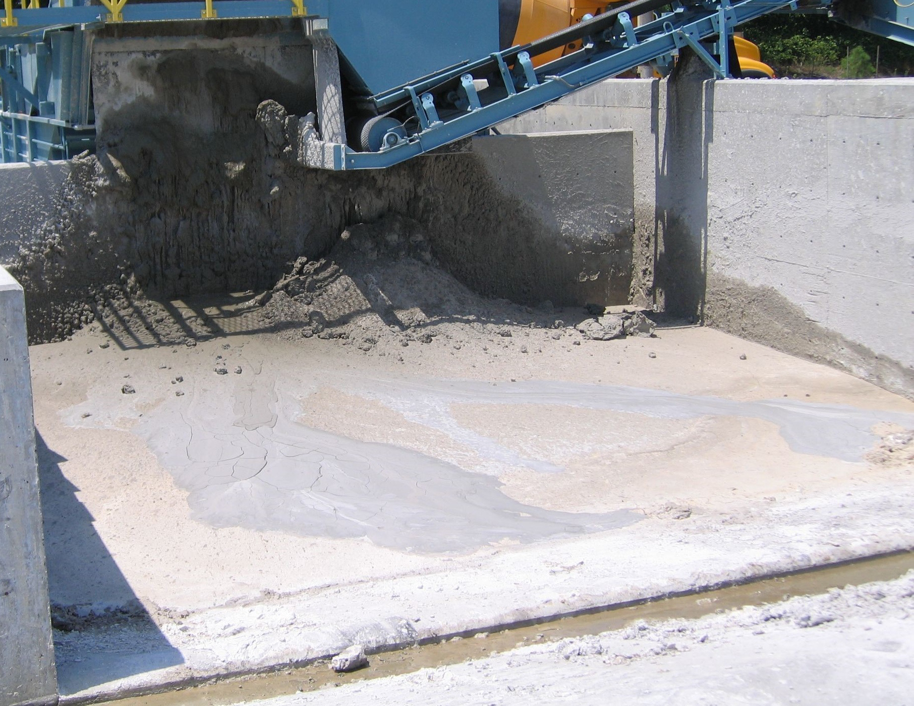 Reclaimed Cement Solids Bin