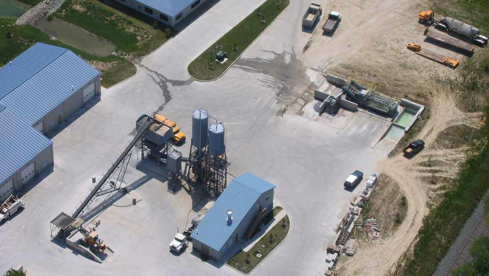 Concrete Industry-Fast Reclaiming and Built In Water Clarification Without Ponds